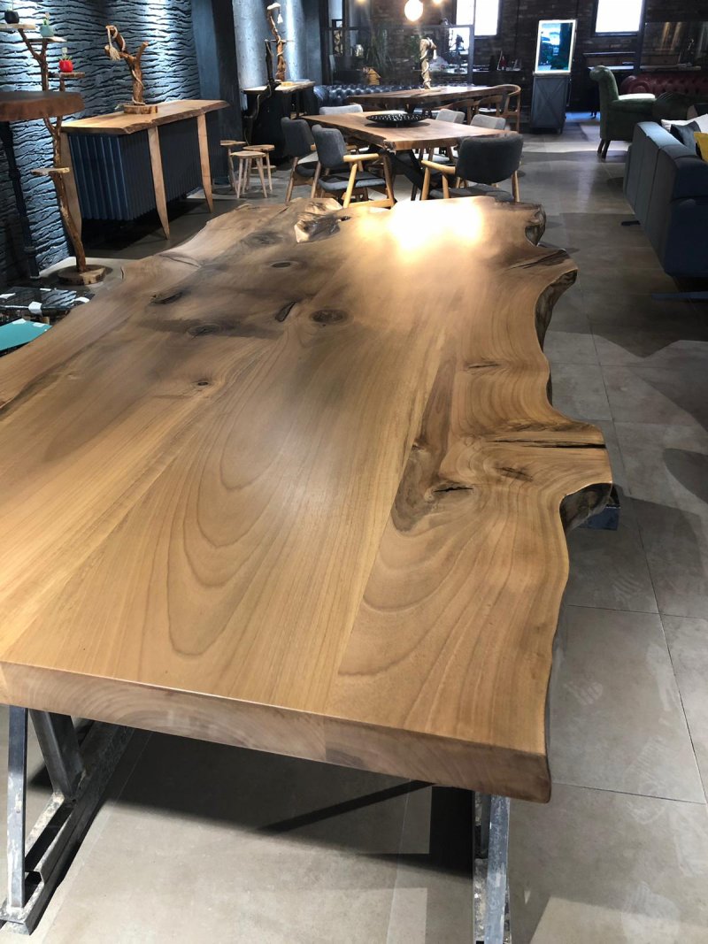 300 x95cm ceviz ağacı kütük masa